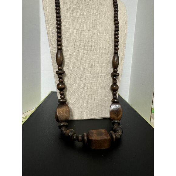 Vintage Wood Beaded Necklace Large Hand Carved Brown - Picture 1 of 5